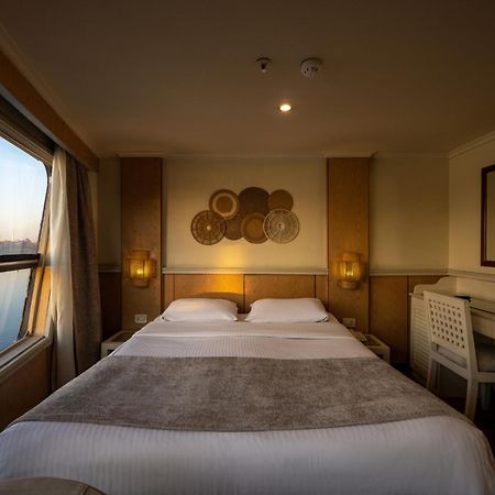 Magic I Nile Cruise Deluxe Boat The Scheduled Departure Is On Saturday For A 7-Day Nile Cruise Hotel Luksor Exterior foto